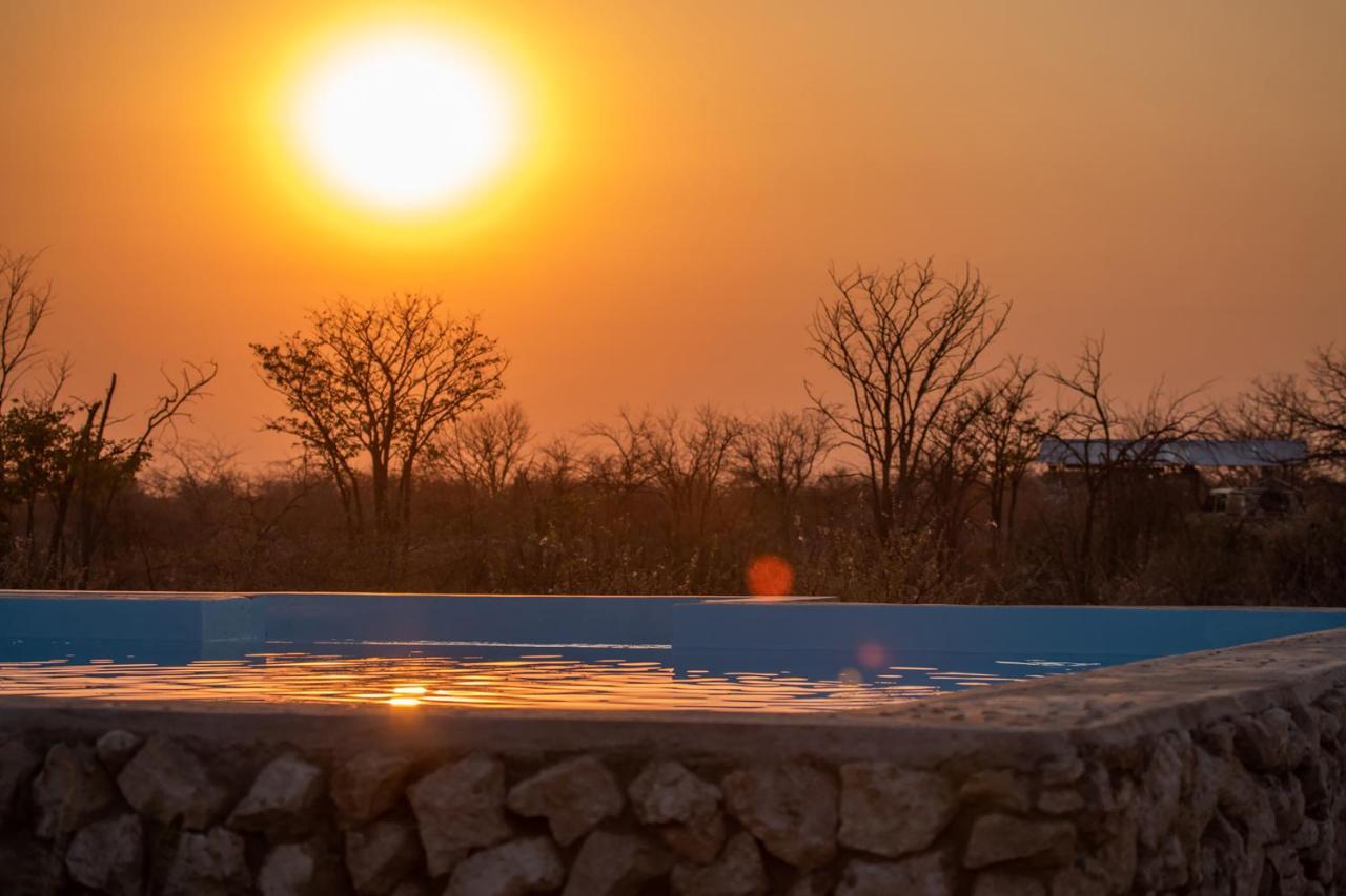 Etosha Trading Post Campsite Okaukuejo Exterior photo